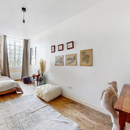 Charakter Haus In Perfekter Lage Neben Fluss Inkl Ruhiger Terrasse